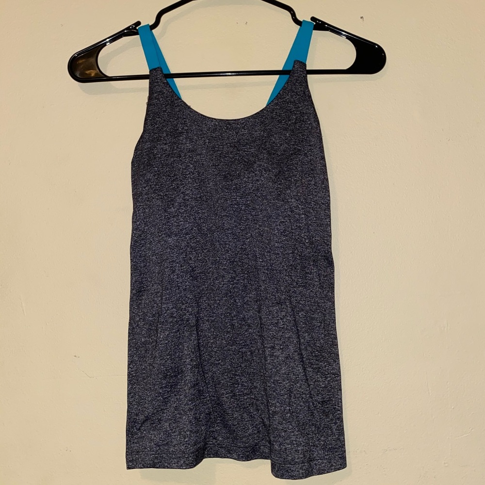 workout tank top